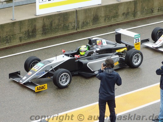 Formel 4, Mick Schumacher, vor dem Start zur Quali 2015