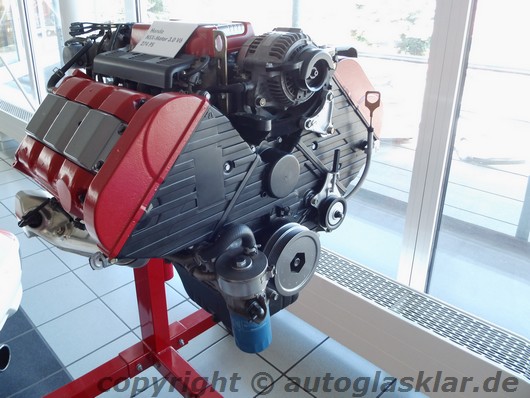 Honda NSX Motor V6 Zahnriemenseite