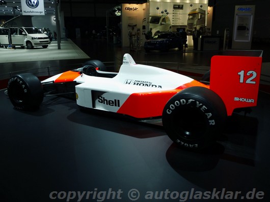McLaren-Honda MP 4/4 Links