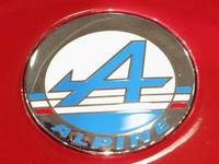 Das Logo von Alpine