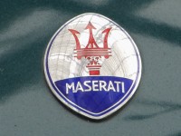 Das Logo von Maserati